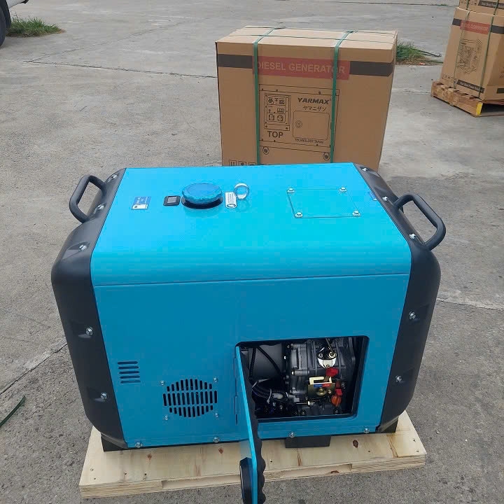 Máy Phát Điện Chạy Dầu 5KW Yarmax YW6500TH Siêu Cách Âm