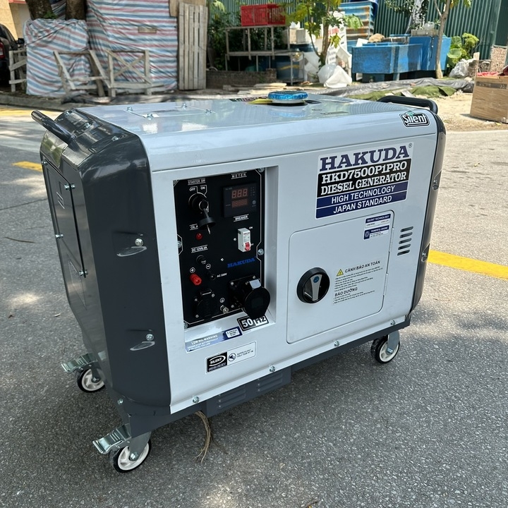 Máy Phát Điện 7KW Chạy Dầu Hakuda HKD7500P1PRO Siêu Cách Âm