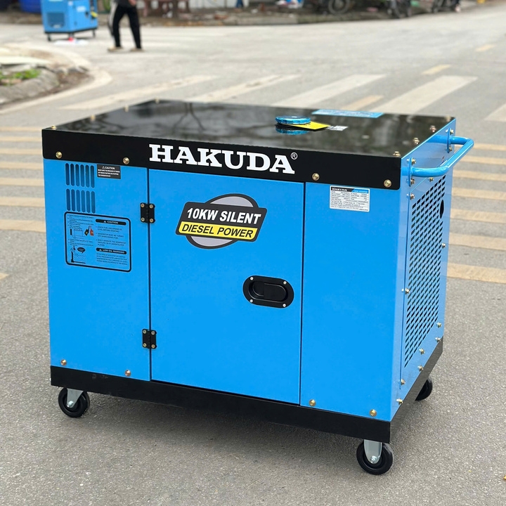 Máy Phát Điện 10KW 3 Pha Chạy Dầu Hakuda HKD10000P3A
