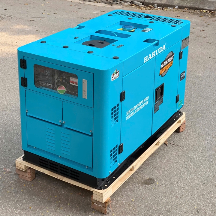 Máy Phát Điện 12Kw Chạy Dầu Hakuda HKD12000P3 PRO 3Pha Siêu Cách Âm