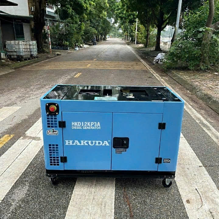 Máy Phát Điện Hakuda 12Kw Chạy Dầu HKD12KP3A 3Pha Siêu Cách Âm