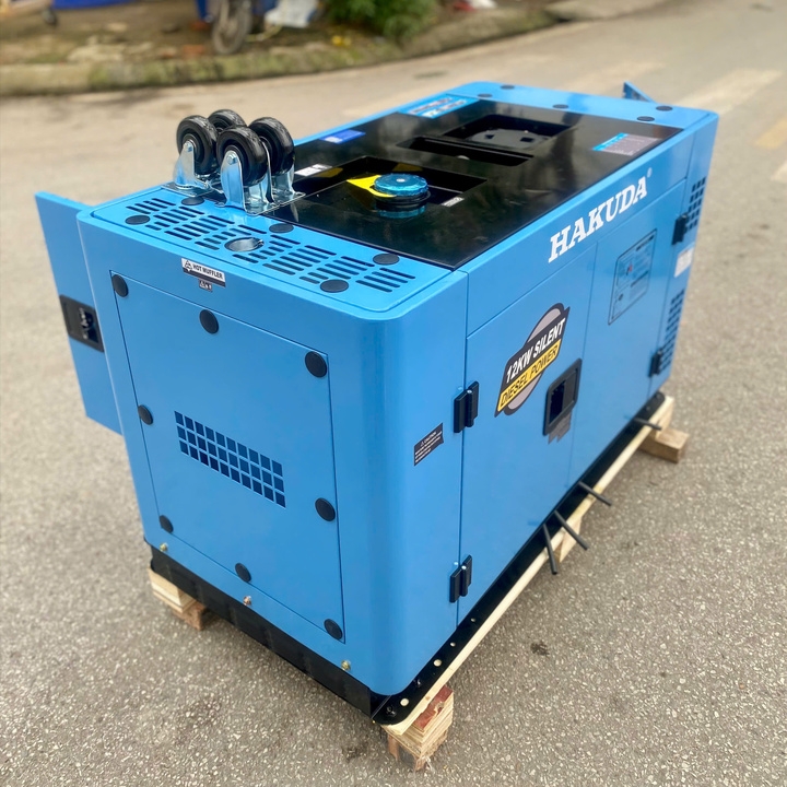 Máy Phát Điện 12Kw Chạy Dầu Hakuda HKD13KP3EP 3 Pha
