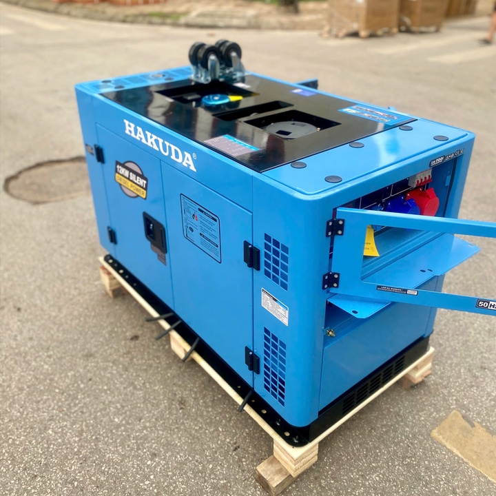 Máy Phát Điện 12Kw Chạy Dầu Hakuda HKD13KP3EP 3 Pha