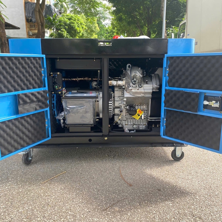 Máy Phát Điện 15KW Chạy Dầu Hakuda HKD15000P1A Siêu Cách Âm