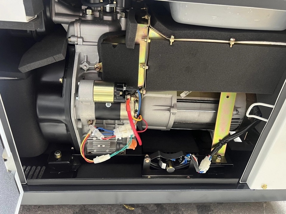 Máy Phát Điện Chạy Dầu Marusaki 6.8Kw SDG-9900ATS