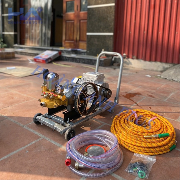 Máy Phun Thuốc Dây Dài Hoàng Anh 5HP