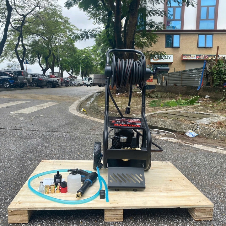 Máy Rửa Xe Áp Lực Cao Hakuda 3000W MRXHKD3000