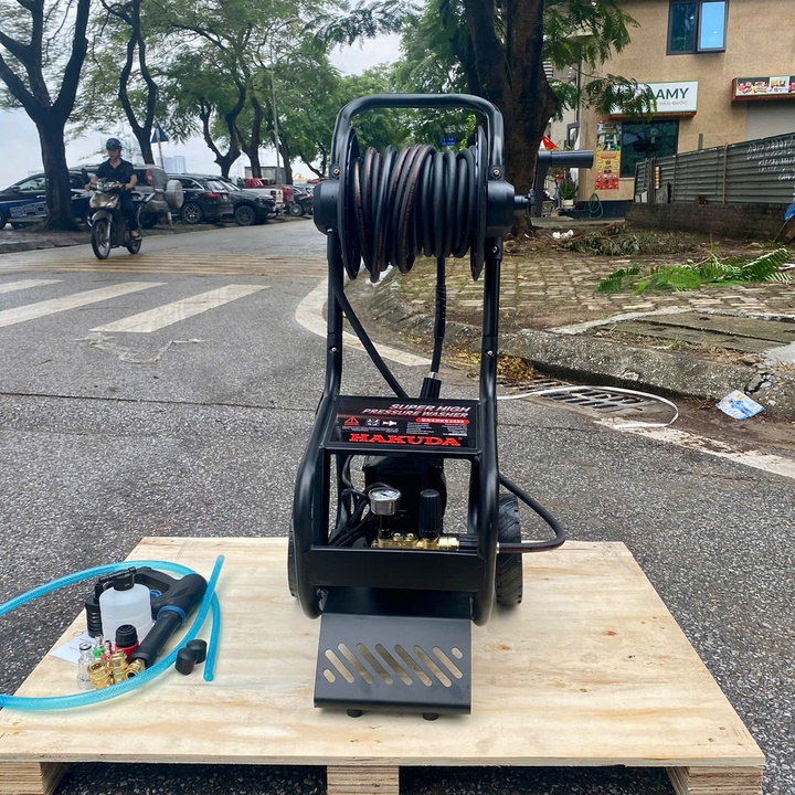 Máy Rửa Xe Áp Lực Cao Hakuda 3000W MRXHKD3000