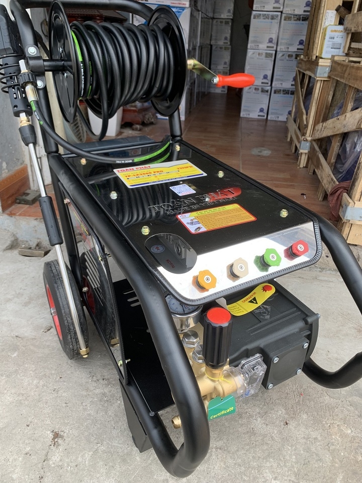 Máy Rửa Xe Cao Áp Toàn Phát 3Kw TP-LS3000 PRO 3 Pha