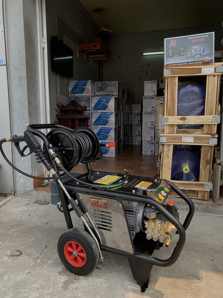Máy Rửa Xe Cao Áp Toàn Phát 3Kw TP-LS3000 PRO 3 Pha