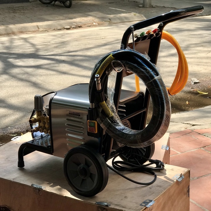 Máy Rửa Xe Cao Áp Hakuda 2.5Kw 2500 HKD Piston Sứ