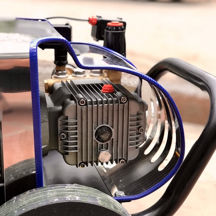 Máy Rửa Xe Cao Áp Hakuda 3Kw HKD3000