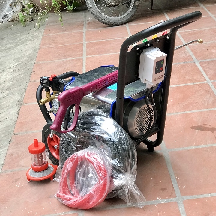 Máy Rửa Xe Cao Áp Hakuda 3Kw HKD3000