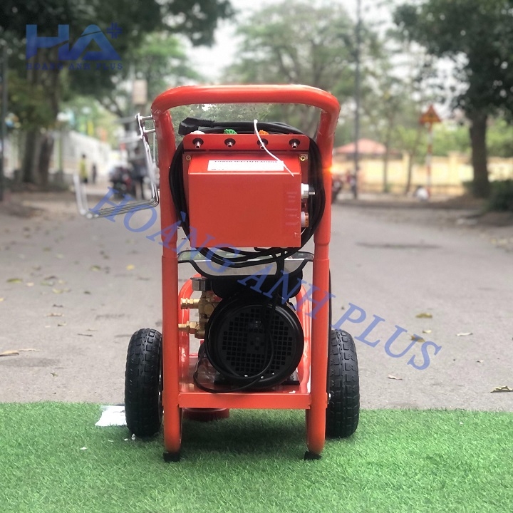 Máy Rửa Xe Cao Áp Jetta 3Kw JET3000-2200P