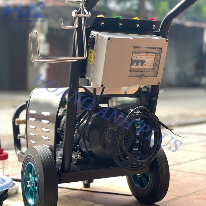 Máy Rửa Xe Cao Áp Nakawa 4Kw 2580 PSI 3 Pha TX-40