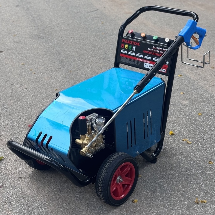 Máy Rửa Xe Công Nghiệp 7.5KW Hakuda MRXCAHKD7500