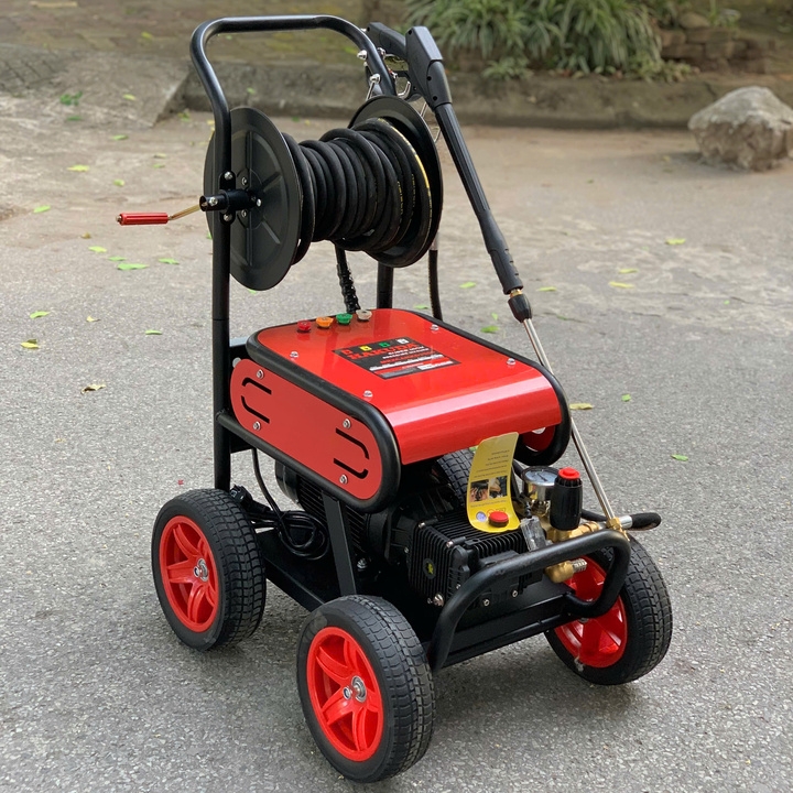 Máy Rửa Xe Công Nghiệp Hakuda MRXCAHKD3500 3.5KW