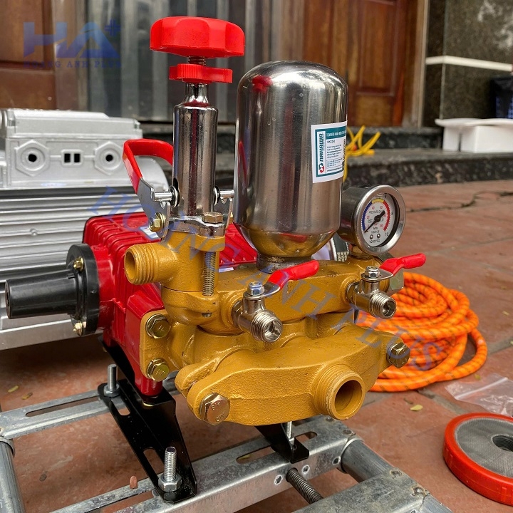 Máy Rửa Xe Dây Đai 1.5Kw Hoàng Anh