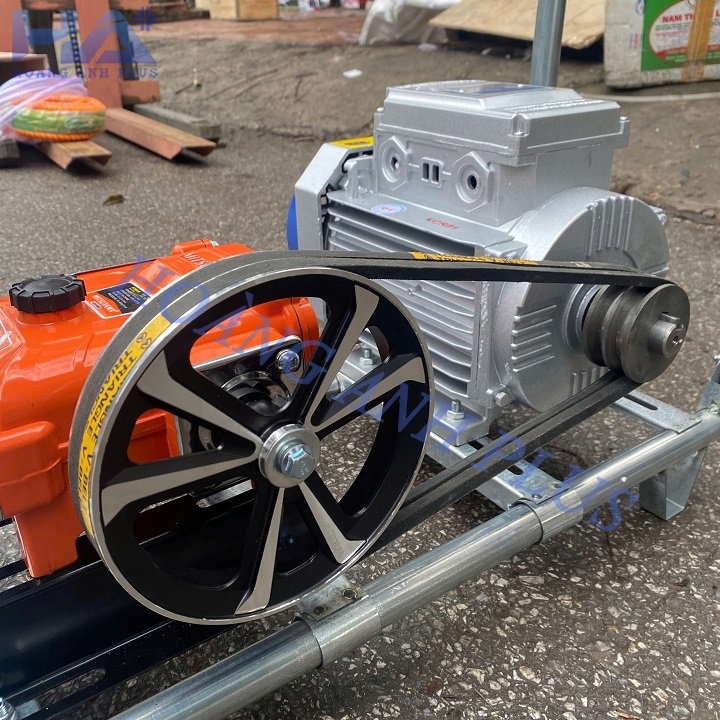 Máy Phun Thuốc Dây Dài Hoàng Anh 1HP Luxury
