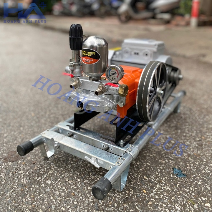 Máy Phun Xịt Áp Lực 2.2Kw Hoàng Anh