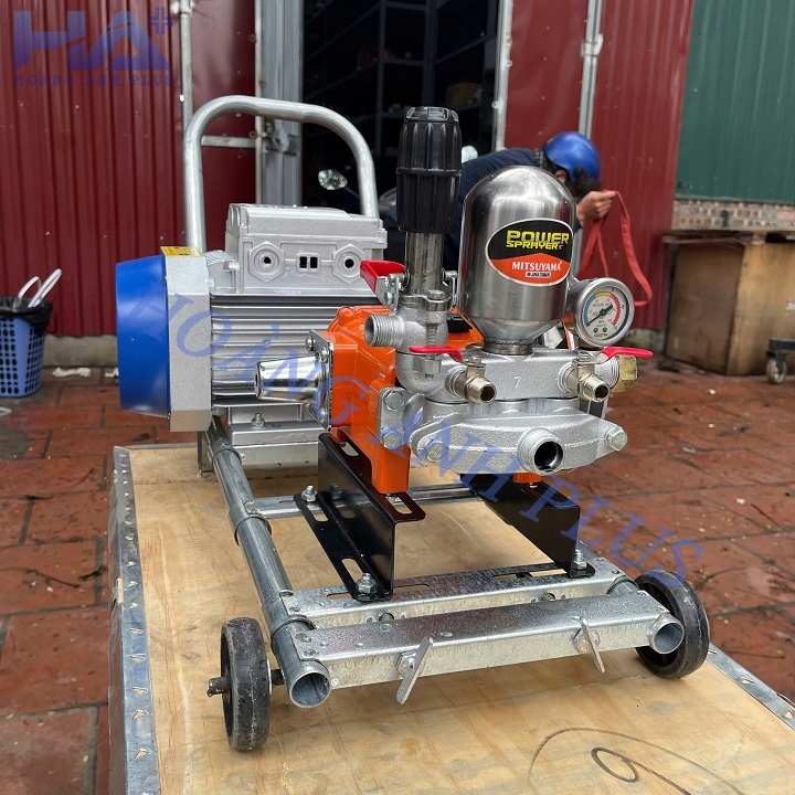 Máy Rửa Xe Dây Đai 2.2Kw Luxury Hoàng Anh