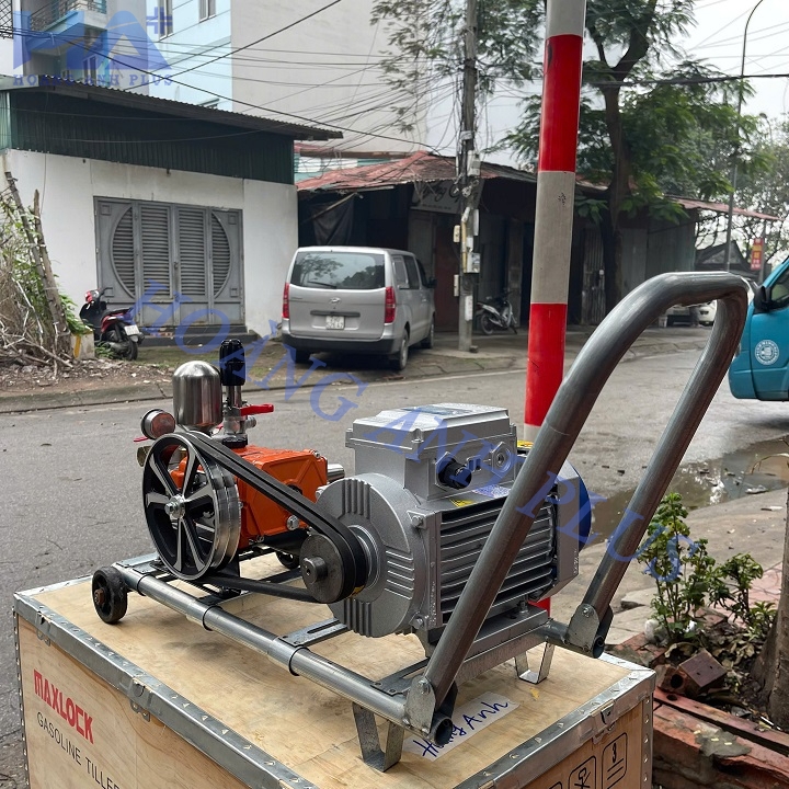 Máy Rửa Xe Dây Đai 2.2Kw Luxury Hoàng Anh