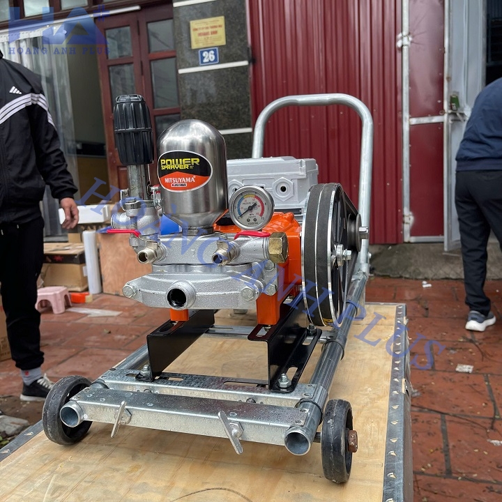 Máy Rửa Xe Dây Đai 2.2Kw Luxury Hoàng Anh