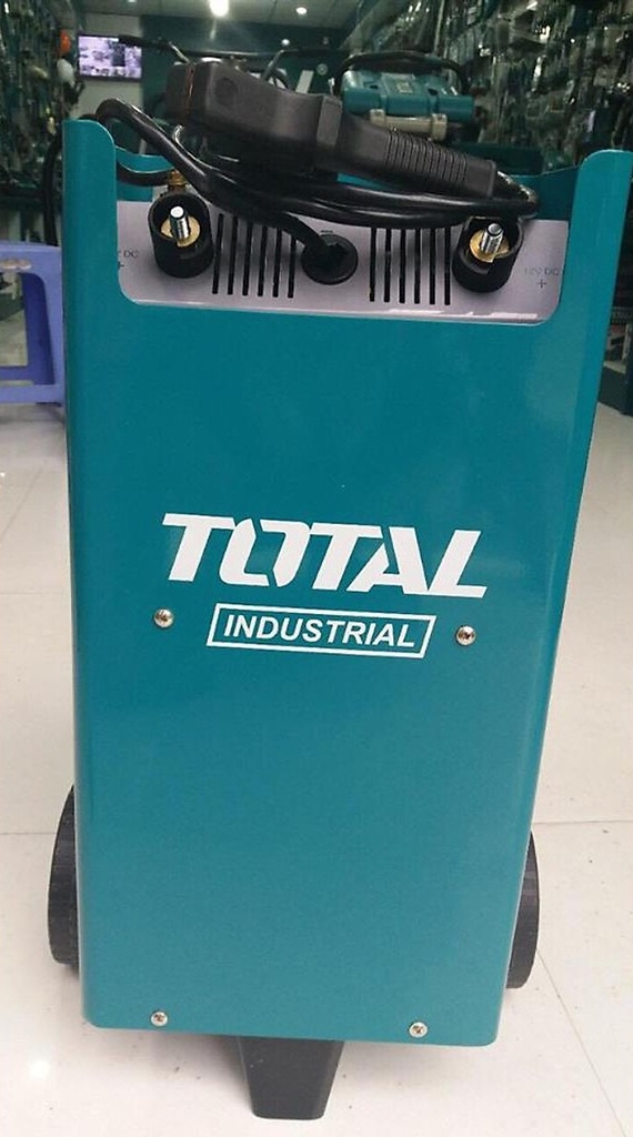 Máy Sạc Ắc Quy Total TBC2201
