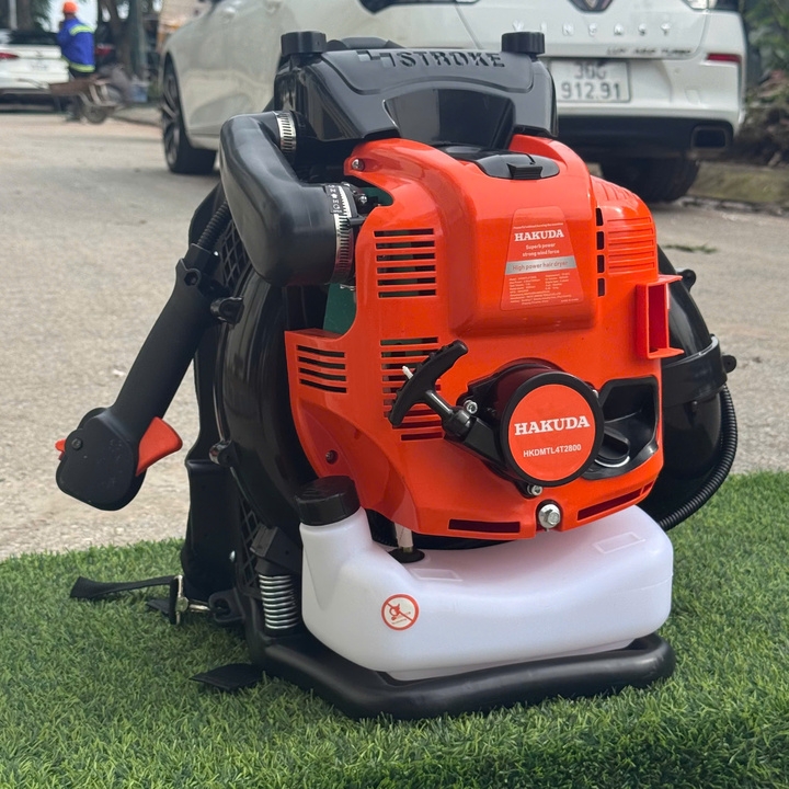Máy Thổi Lá 4 thì Hakuda 2.8KW HKDMTL4T2800