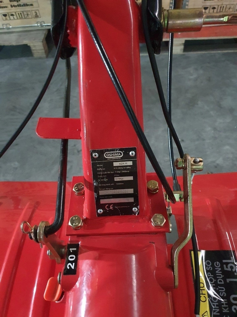Máy Xới Đất Chạy Xăng Oshima XDX-C 7.0HP Đỏ Curoa