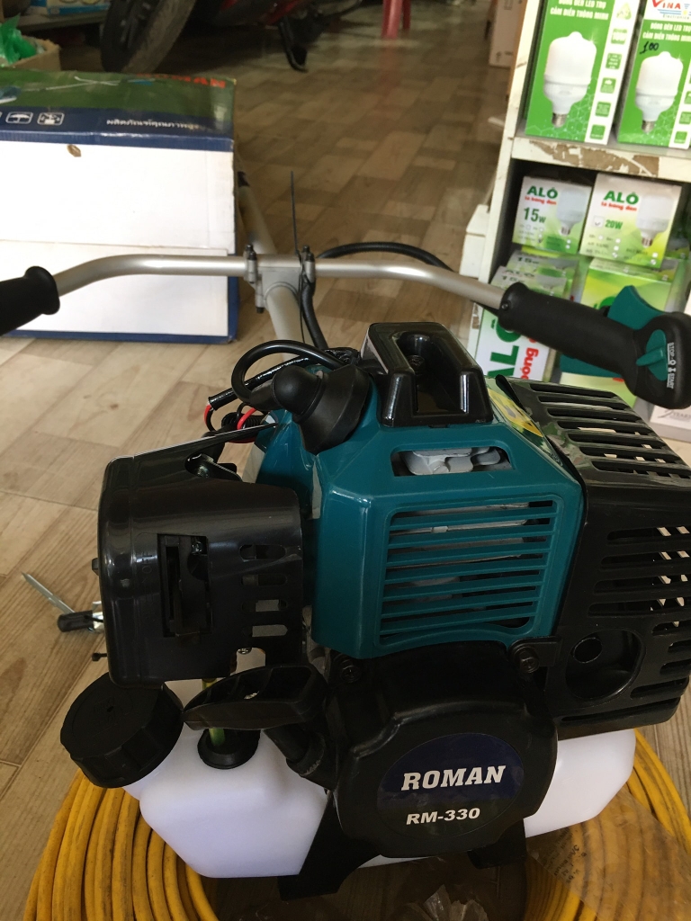 Máy Cắt Cỏ 2 Thì Roman RM-330