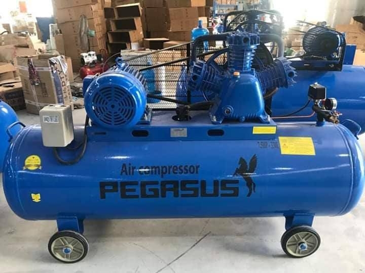 Máy Nén Khí Dây Đai Pegasus 7.5HP 330L TM-W-0.67/8-330L