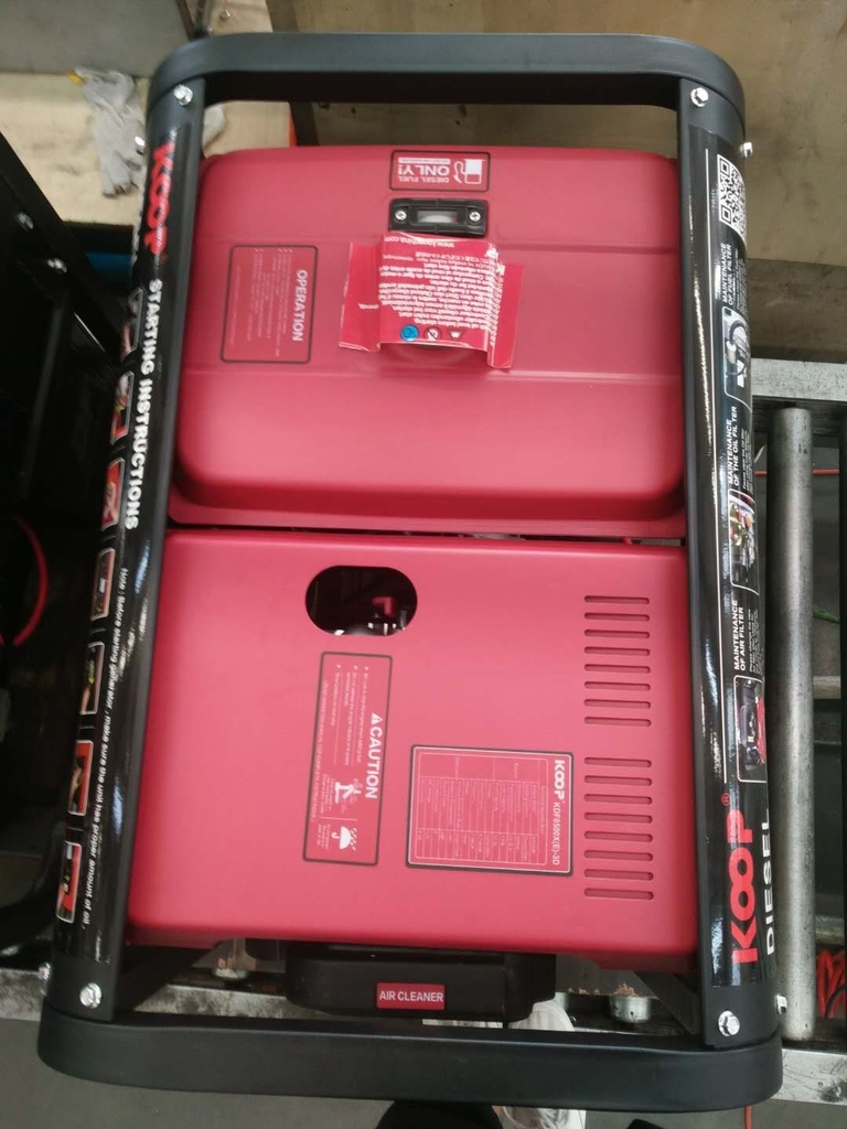 Máy Phát Điện Chạy Dầu Koop 10Kw(12Kva) KDF12000XE