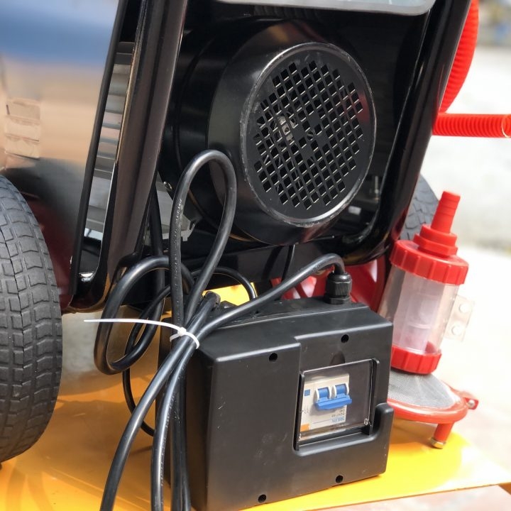 Máy Rửa Xe Cao Áp 3kw Romano RX-3000
