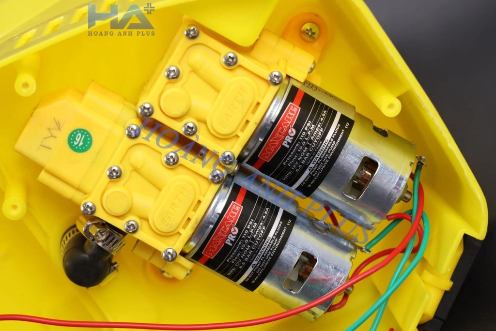 Bình Xịt Điện Maxcare Pro MC 20ED