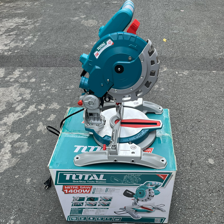 Máy Cắt Nhôm 1400W Total TS42142107
