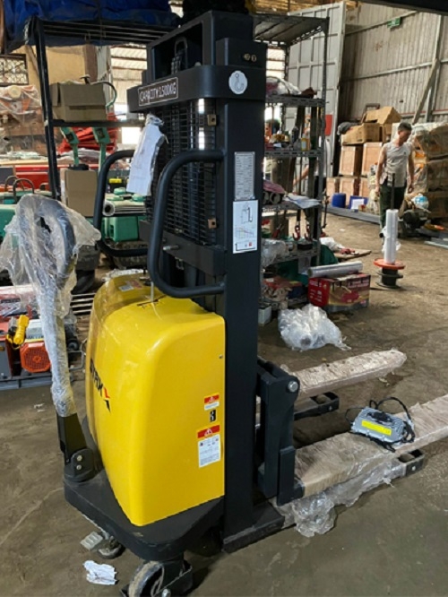 Xe Nâng Cao Điện STAXX 1.5 Tấn Tự Động WS15H-2500