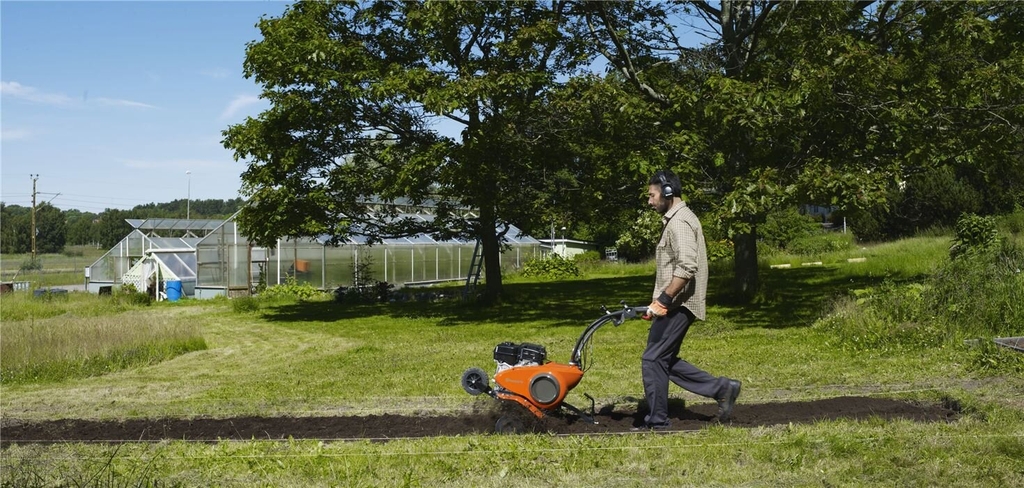 Máy Xới Đất Chạy Xăng Husqvarna TF230