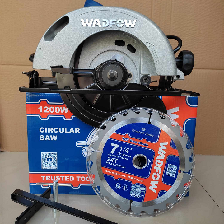 Máy Cưa Đĩa 1200W Wadfow WCW1512001