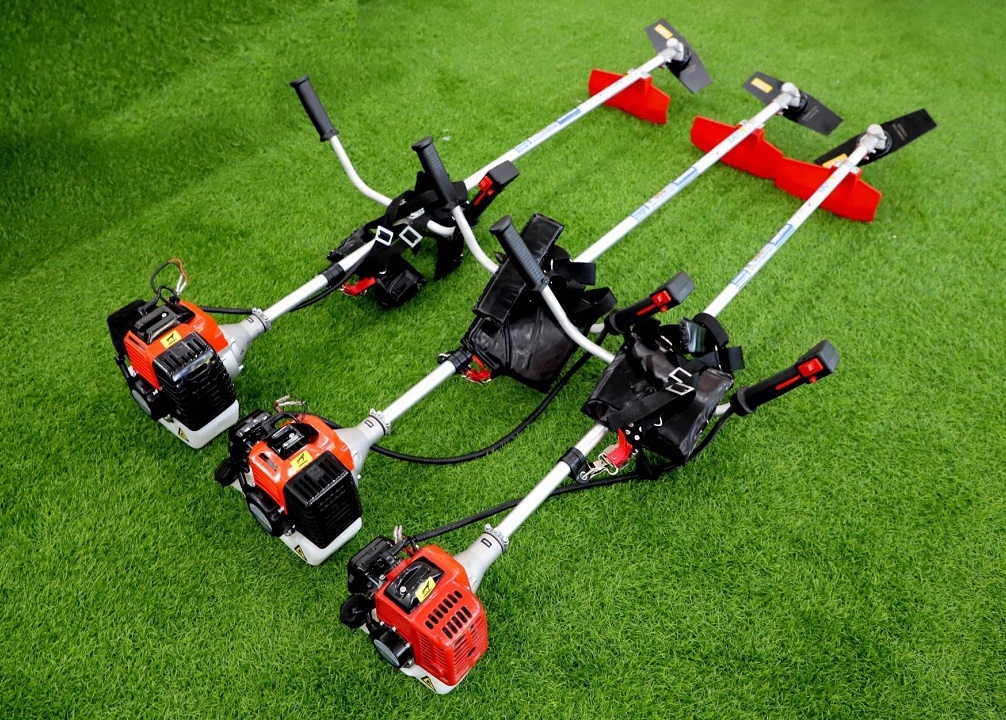 Máy Cắt Cỏ 2 Thì 750W Mitsukaisho 260