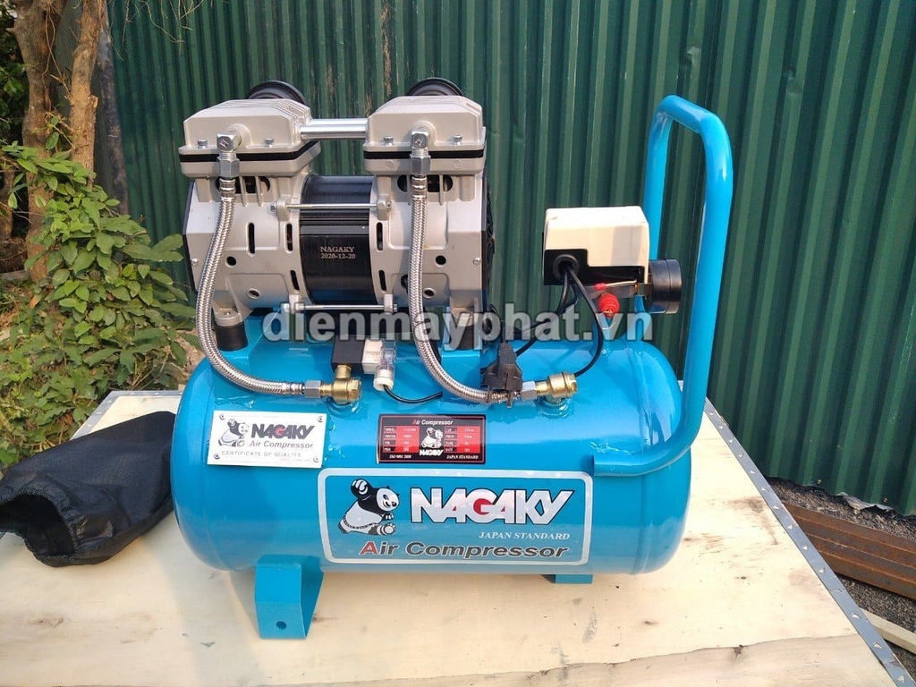 Máy Nén Khí Không Dầu Nagaky 1850W 30L NA 301850