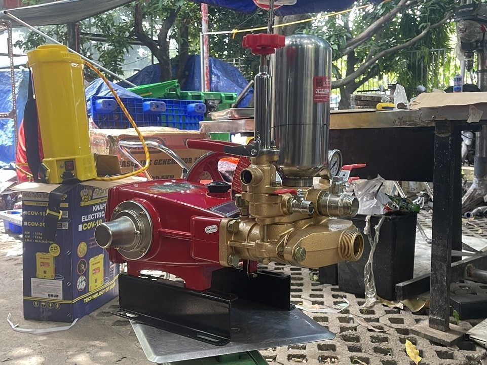 Đầu Xịt Áp Lực 7HP CH-120T