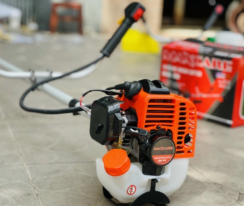 Máy Cắt Cỏ 2 Thì Maxcare 0.75Kw MAX-260