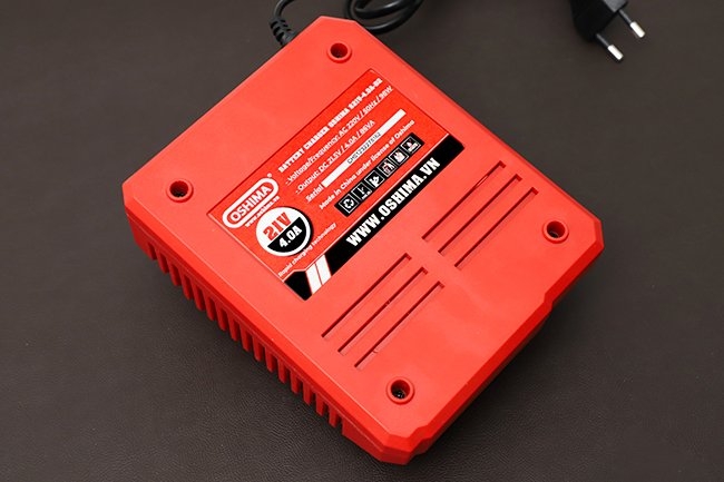 Sạc Pin Oshima S21V-4.0A-D2
