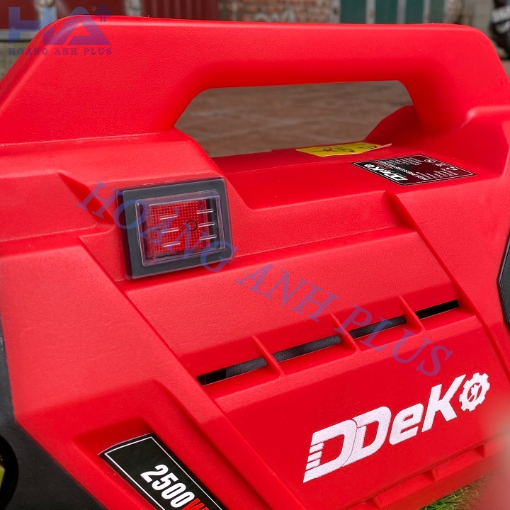 Máy Rửa Xe Deko 2500W DK-P2000