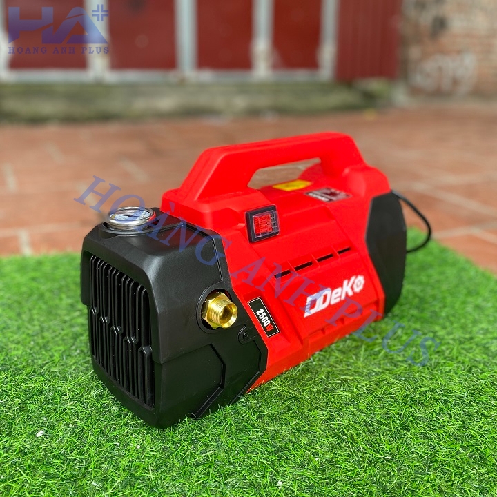 Máy Rửa Xe Deko 2500W DK-P2000