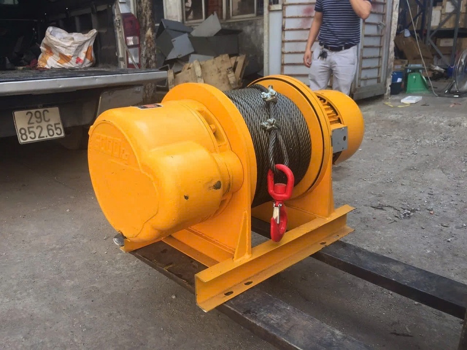 Tời Kéo Mặt Đất Kenbo KCD 1500/3000 30M 380V