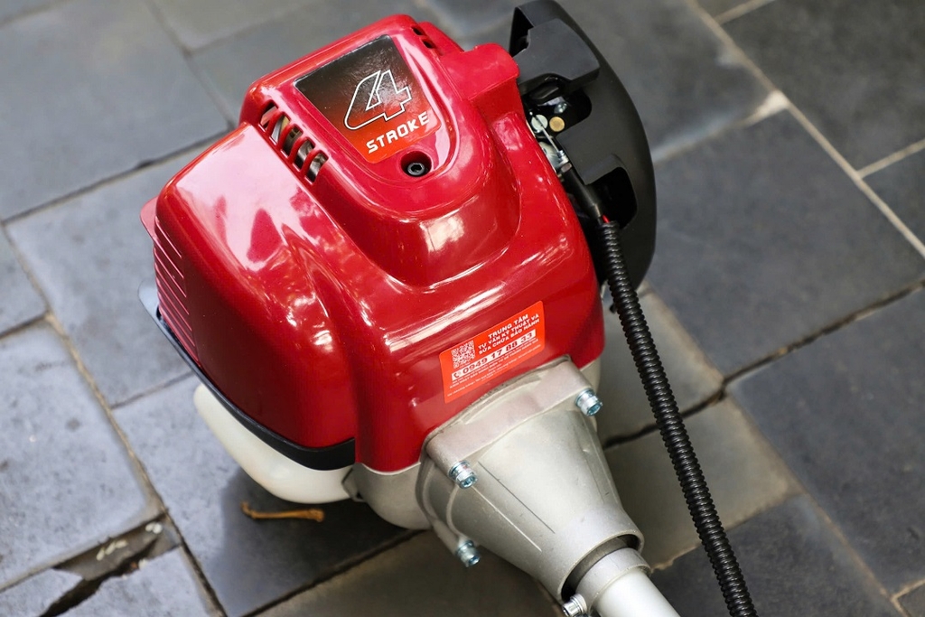 Máy Cắt Cỏ 4 Thì Mitsukaisho 1000W MS35