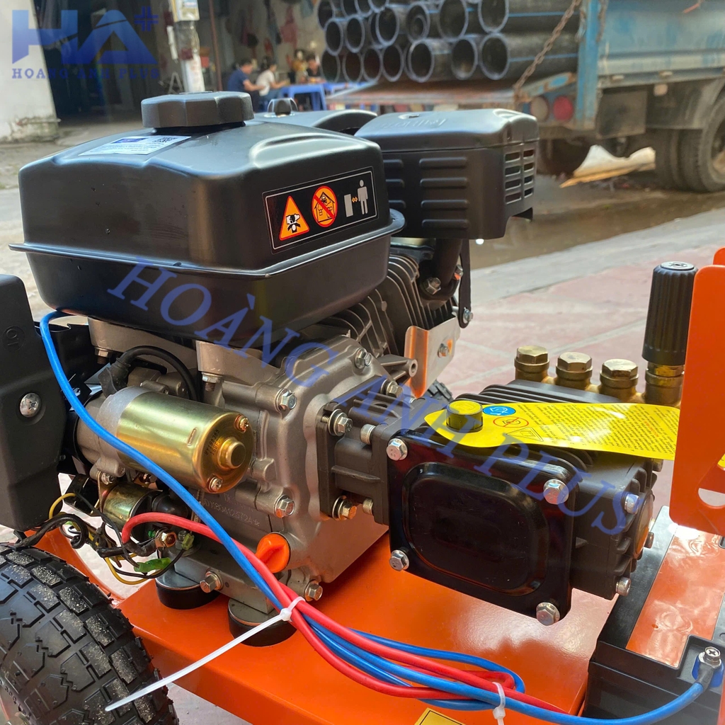 Máy Rửa Xe Cao Áp Chạy Xăng JETTA 6.5HP JET-2500GFB