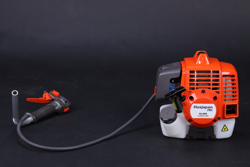 Máy Cắt Cỏ 2 Thì Husjapan Pro 2.8KW HJ-555